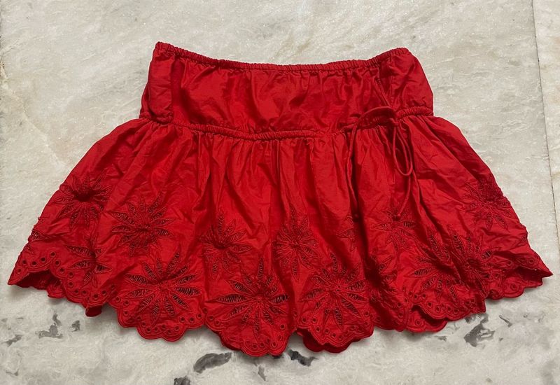 Chic Red Embroidered Mini Skirt
