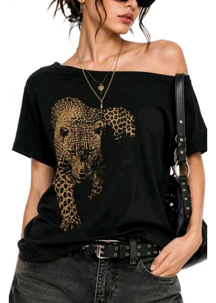 Leopard Print Off-Shoulder T-Shirt