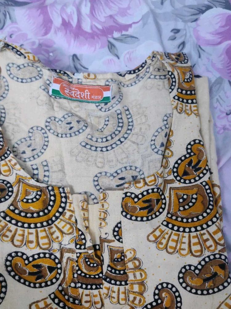 Sale! 100 Rs Off Combo Of 4pcs Clothes