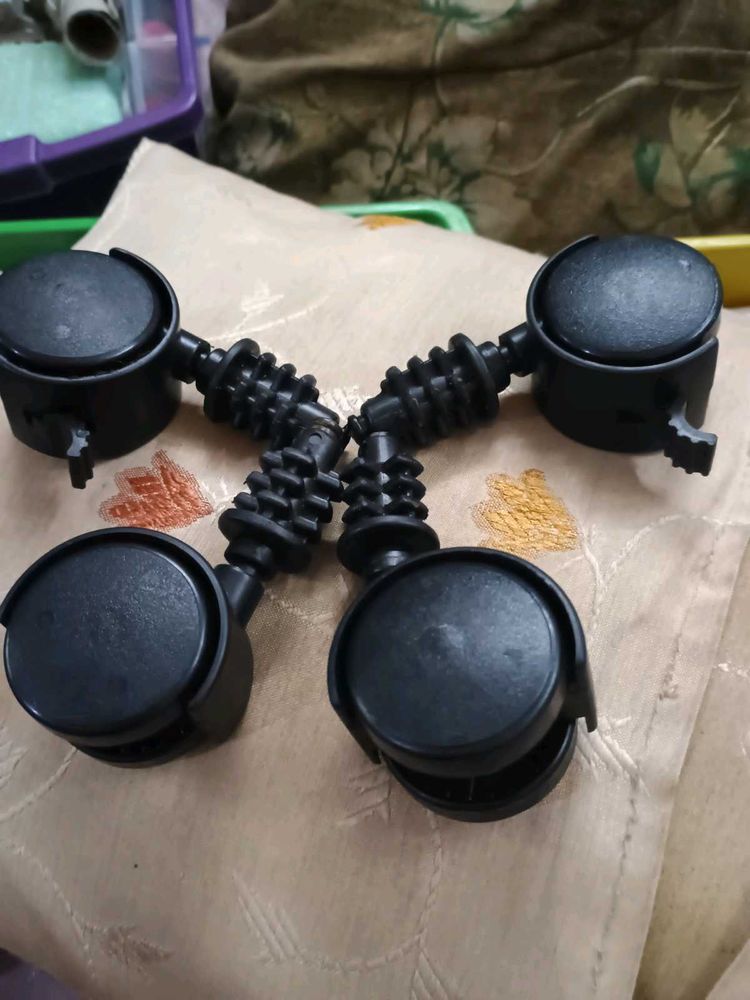 Set of 4 Caster Wheels