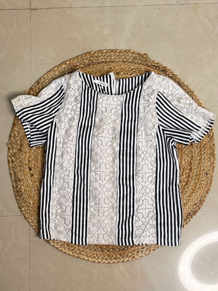 Chic Striped Lace Top