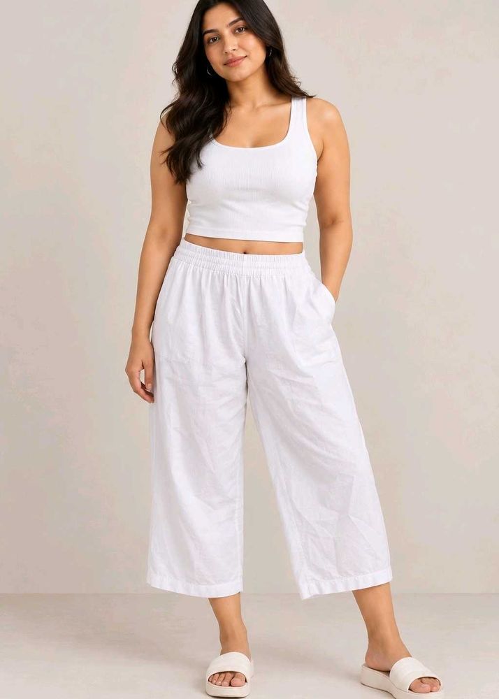 Comfortable White Wide-Leg Cropped Pants