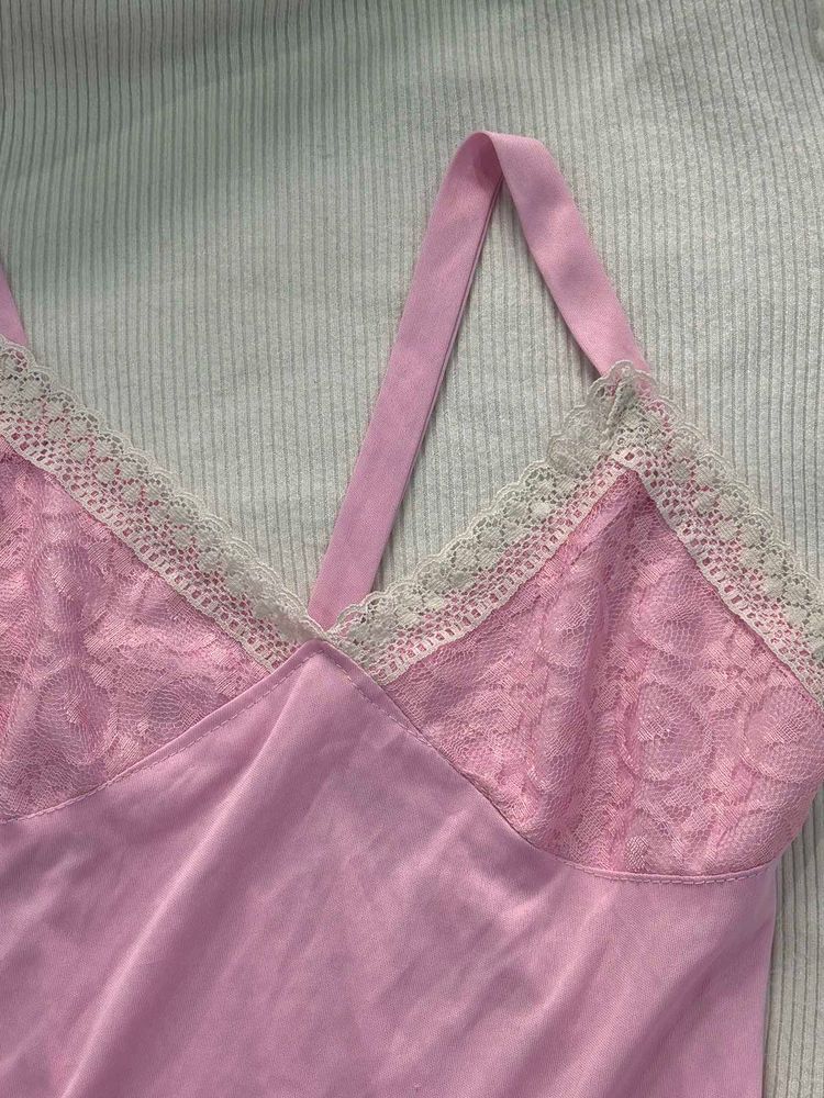 Pink satin lace nighy/ robe set