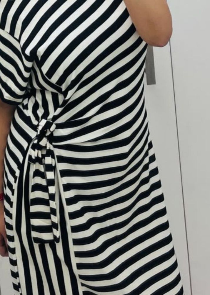 Chic Black &amp; White Striped Wrap Dress