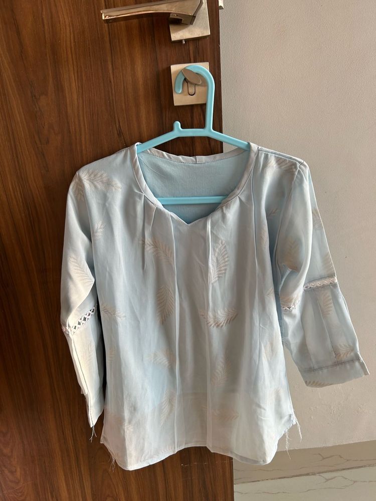 Blue top