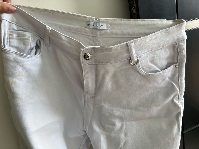 Light Wash Skinny Fit Jeans
