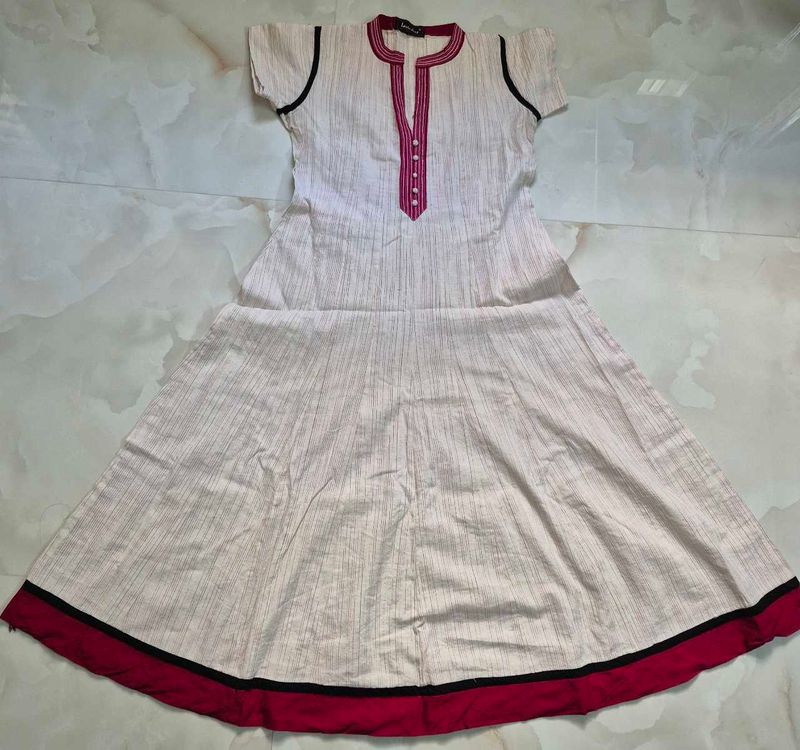 Elegant Striped Kurta