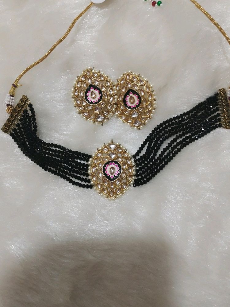 Choker Set Black Color