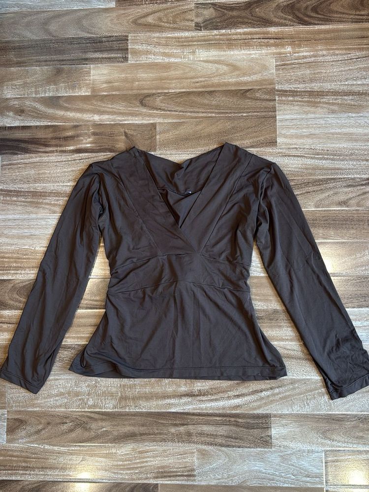Chic Brown Long Sleeve V-Neck Top