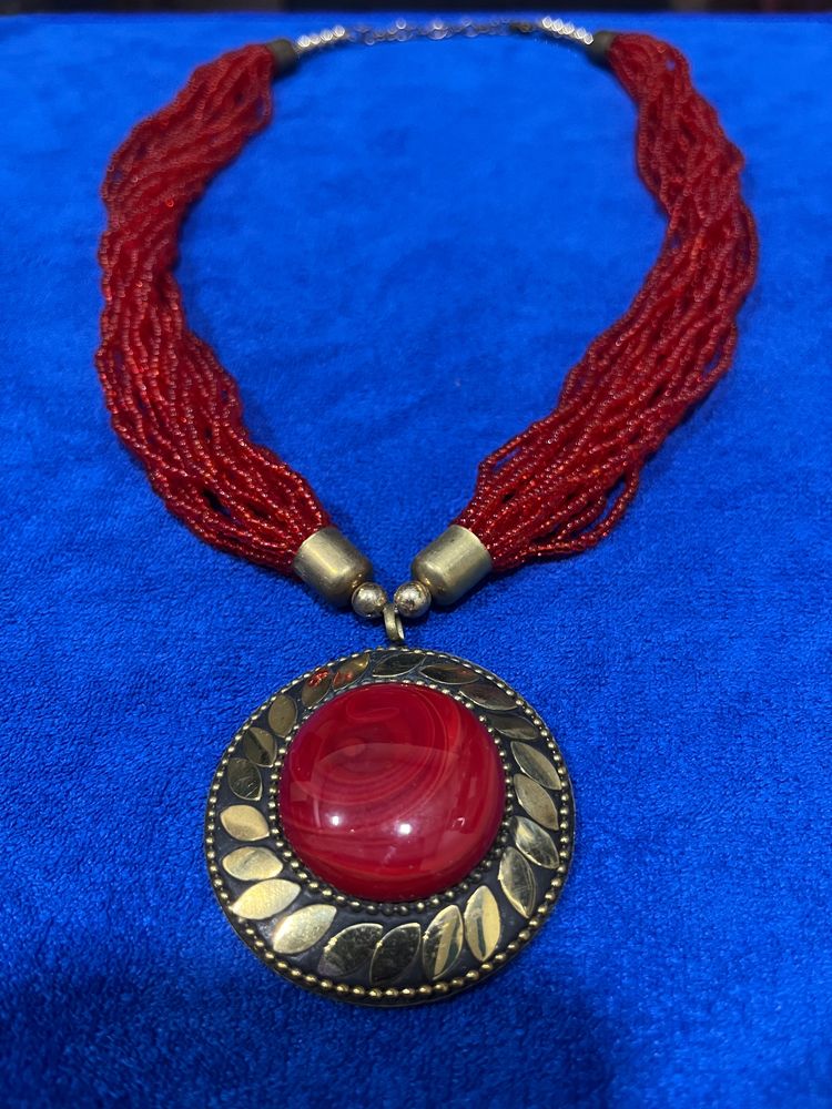 Pretty Read Beaded Necklace With Big Locket
