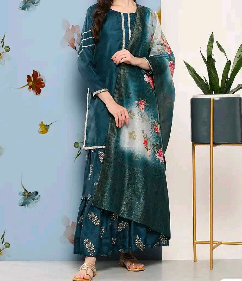 Beautiful Teal Kurta with Silver Embellishments