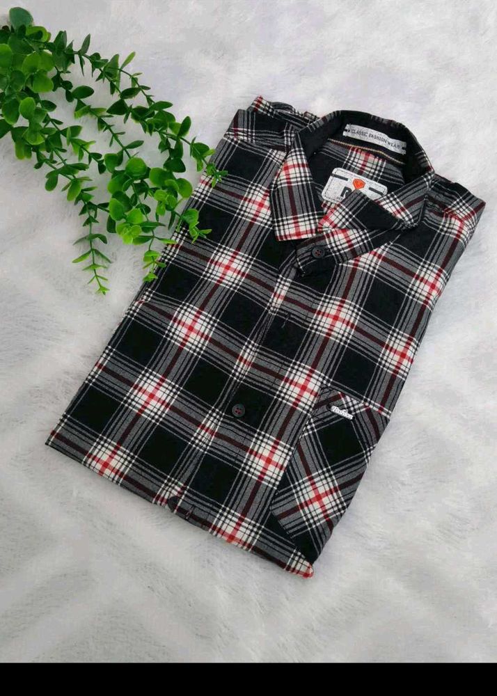 Classic Plaid Men's Shirt