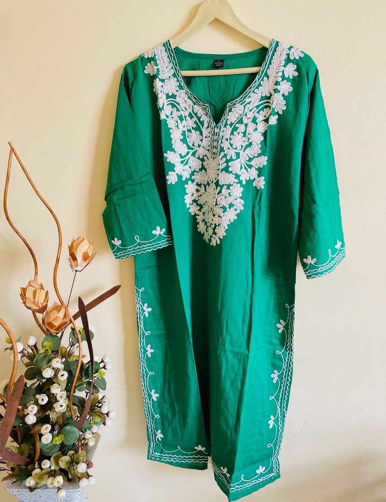 Green Embroidered Kurta