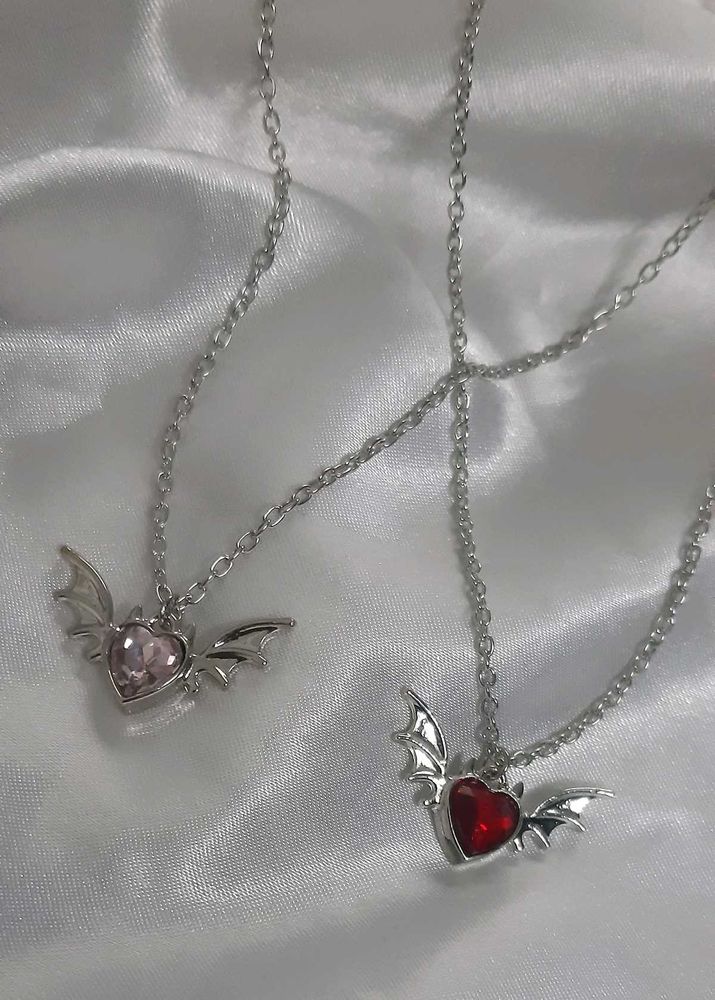 Cute Bat Heart Necklace Set