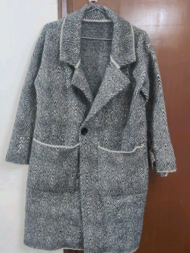 Chic Herringbone Patterned Coat