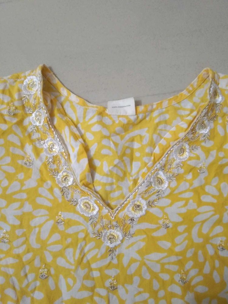 Embroidered Yellow Kurta