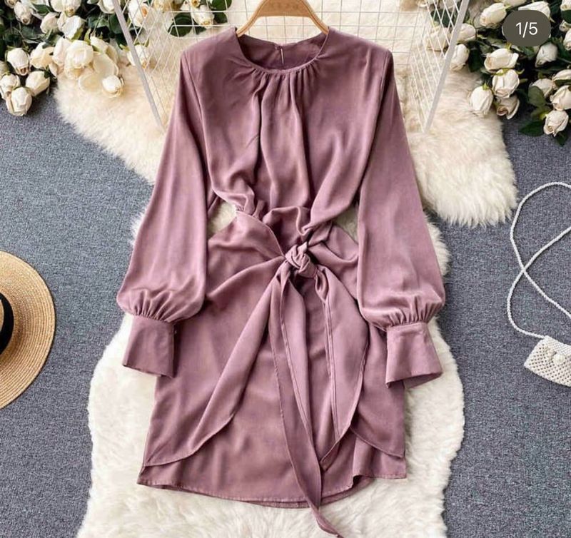 Elegant Mauve Knot Front Dress