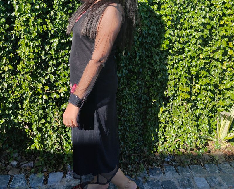 Women A Line Black 🖤 Dress And Yellow Cotton Tshirt 👕