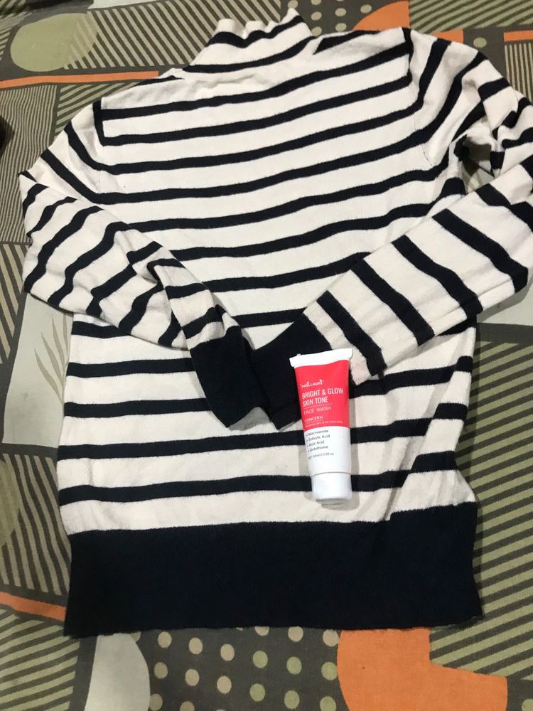 Striped Turtleneck Sweater and facewash free