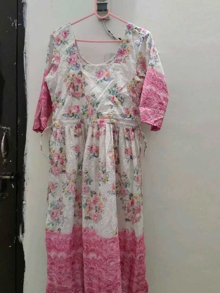Beautiful Pink Floral nyra cut suit