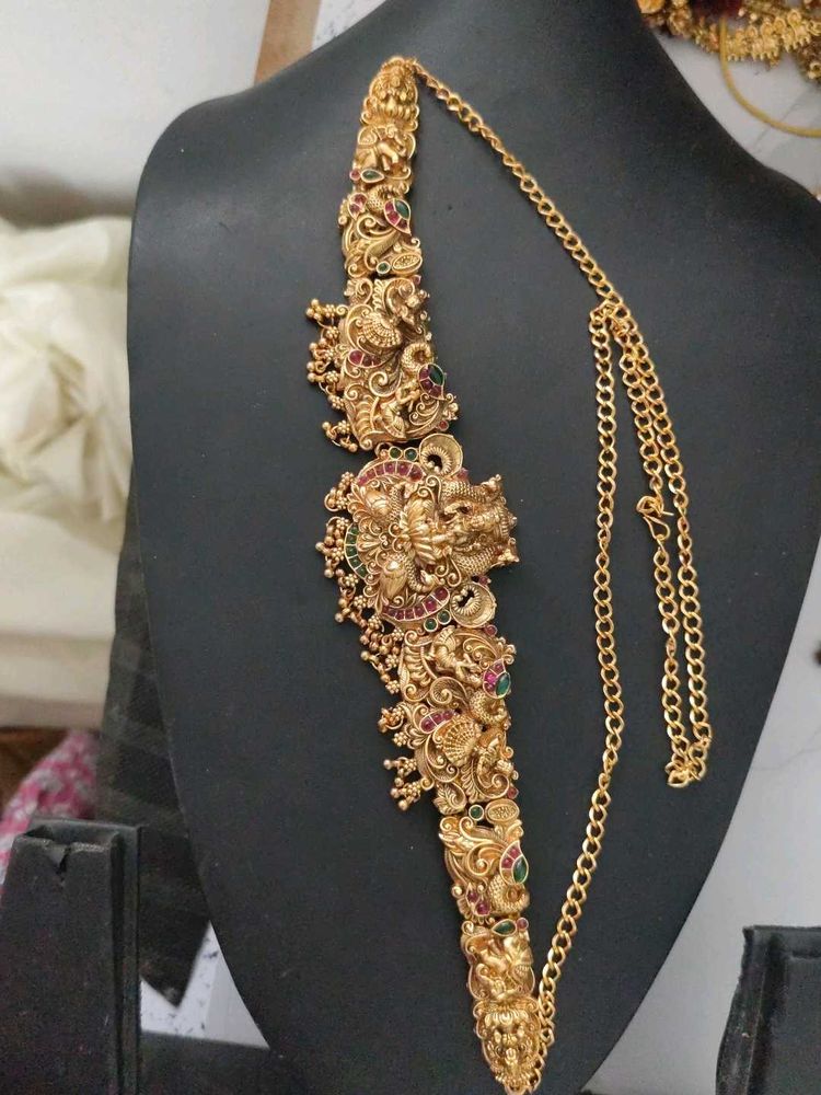 Exquisite Traditional hip chain