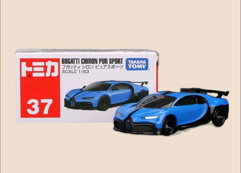 Tomica Bugatti Chiron Pur Sport Diecast Car