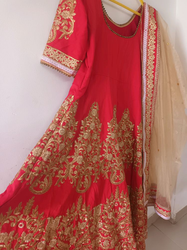 Stunning Red &amp; Gold Embroidered Anarkali Suit