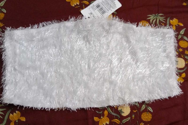 M size White Faux Fur Bandeau Top
