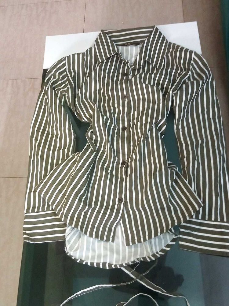 y2k corset back fitted shirt ✨️