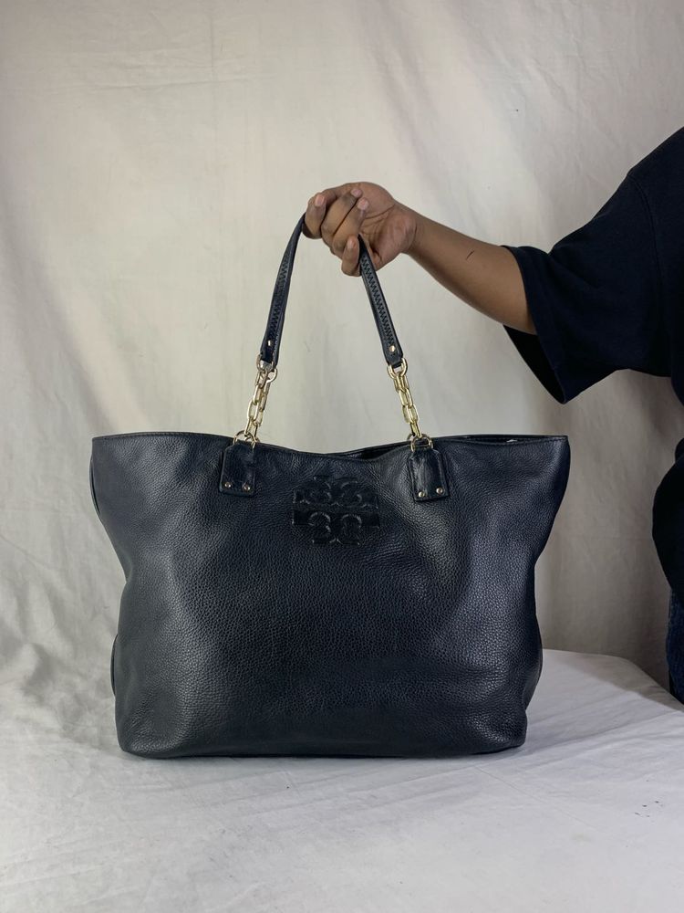 Authentic Tory Burch Black Leather Chain Tote