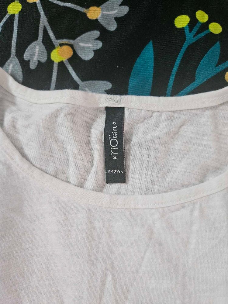 Cute Girls White T-Shirt with frill on sleeves