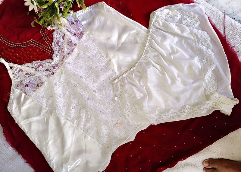 Vintage Lace Lingerie Set