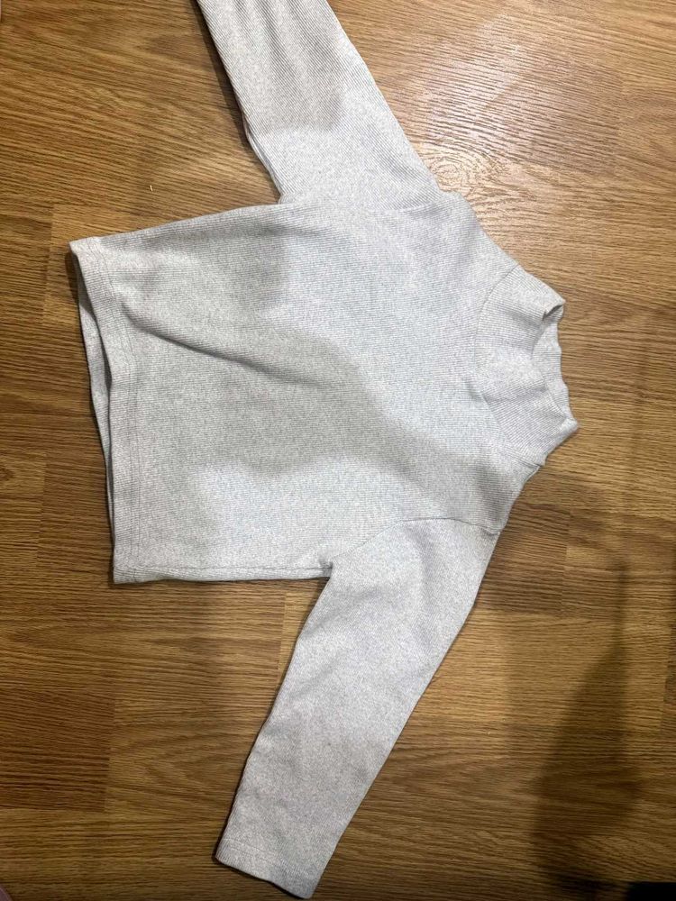 Cozy Grey Mock Neck Long Sleeve Crop Top