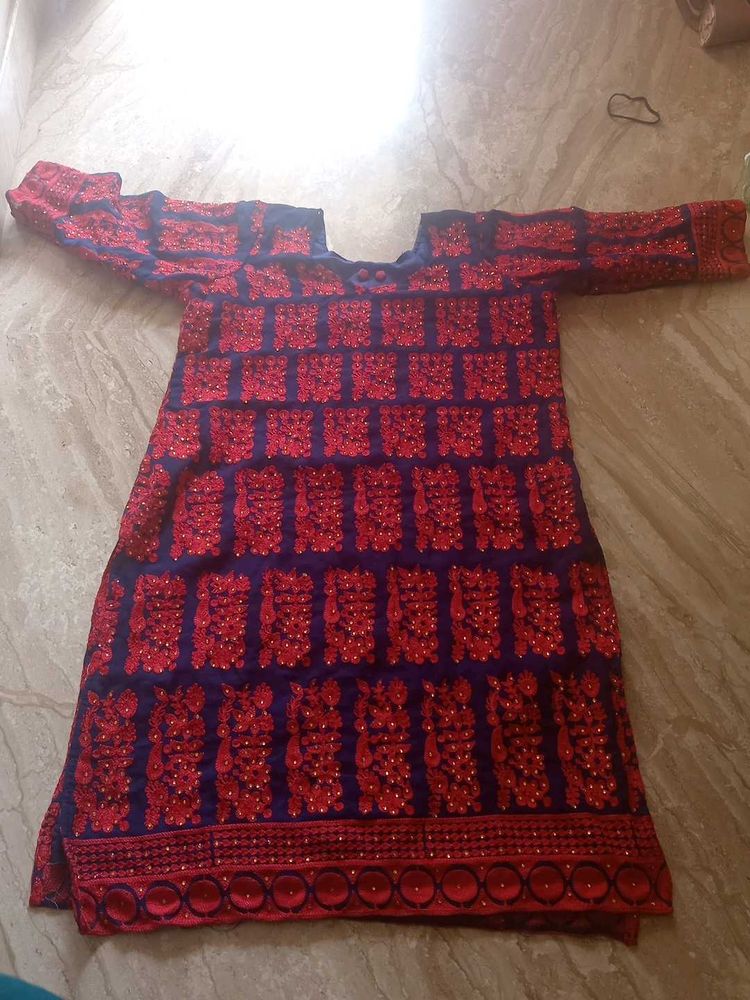 Red &amp; Navy Embroidered Kurti