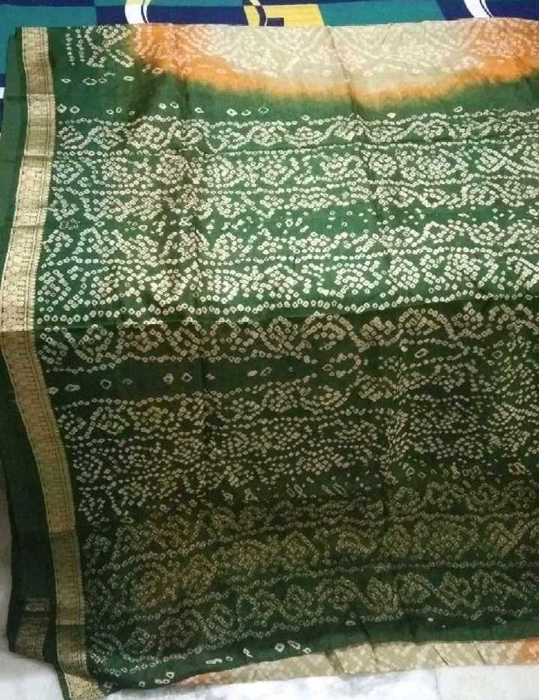 Brand New Bandhani Saree - Traditional Elegance