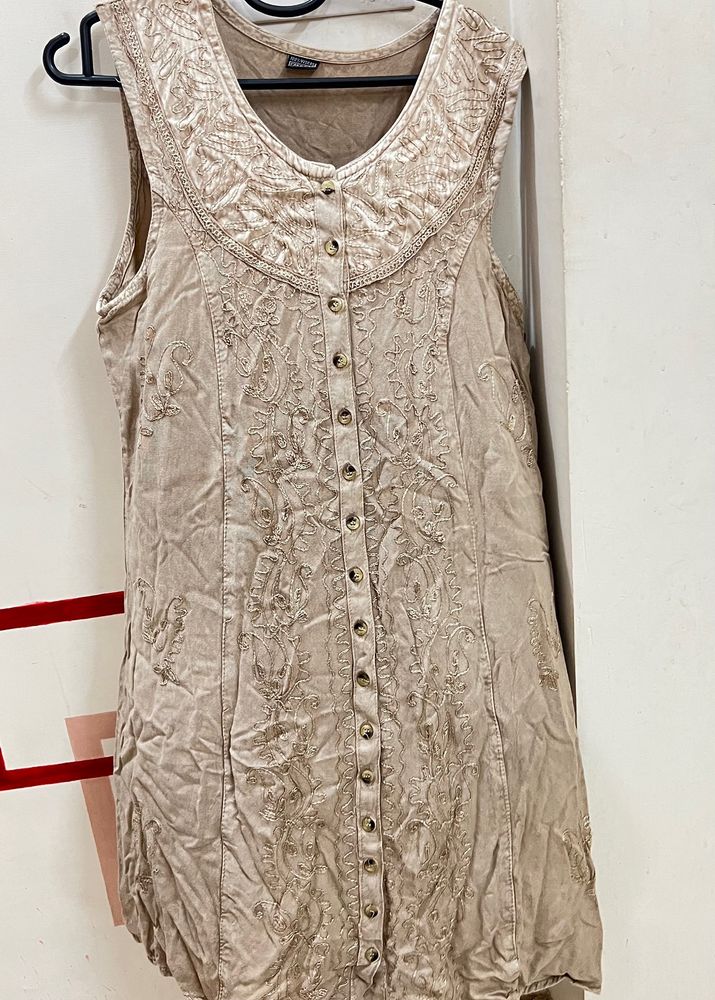 Cotton Dress - Size Issue (just Needs To Be Ironed