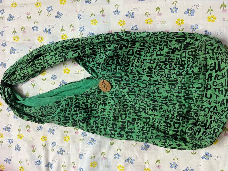 Green Letter Print Hobo Bag