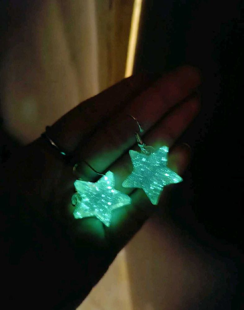 Glow in the dark Star Earrings