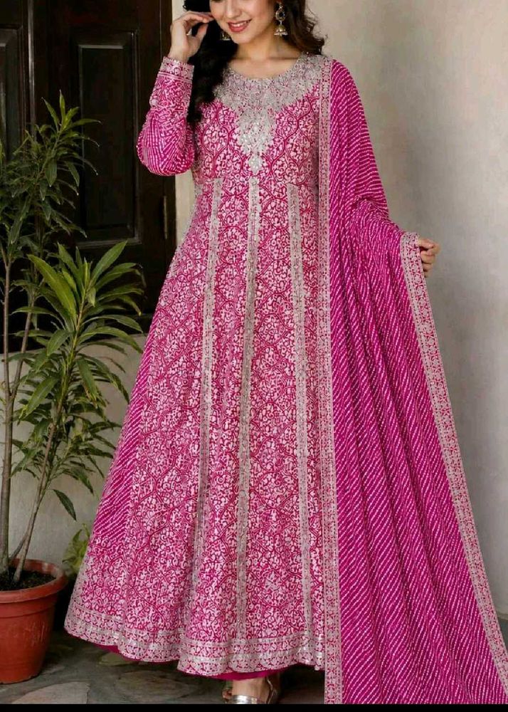 Elegant Pink Embroidered Kurta Set