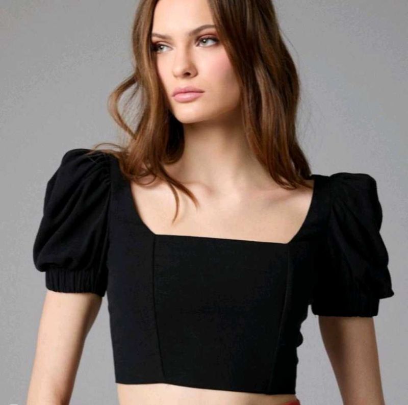 Black Puff Sleeve Crop Top