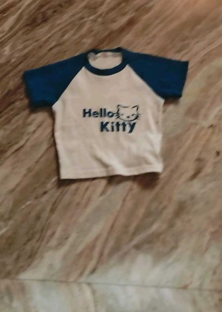 Hello Kitty top