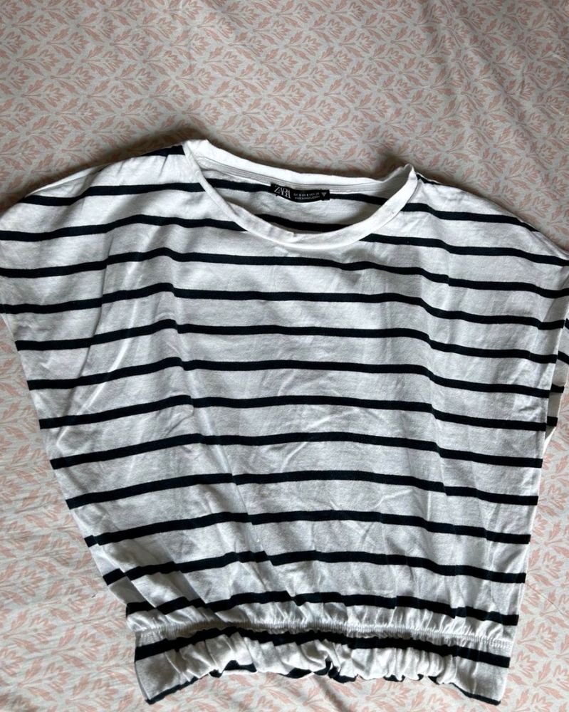ZARA Crop Top - Black And White Stripped - New