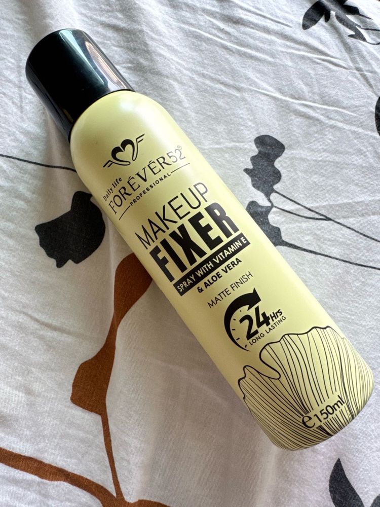 BRAND NEW! Forever 52 Makeup Fixer Spray