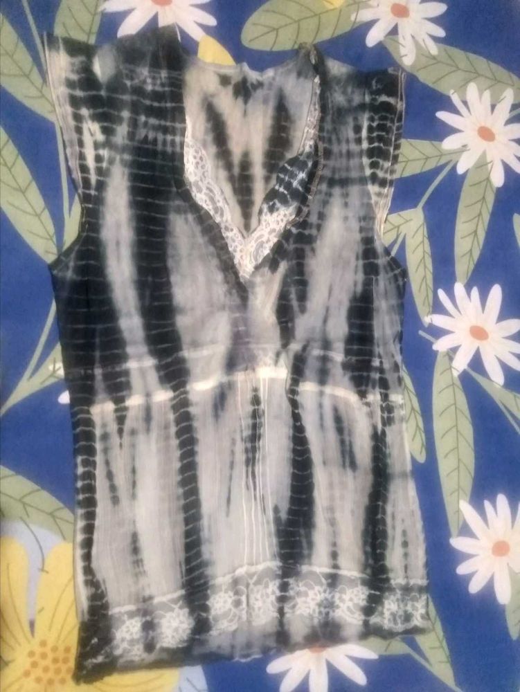 Tie-Dye Lace Trim Tank Top