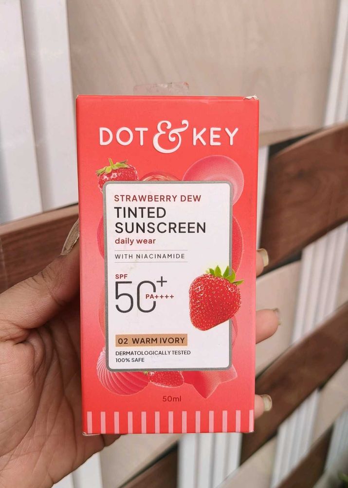 Dot &amp; Key Tinted Sunscreen