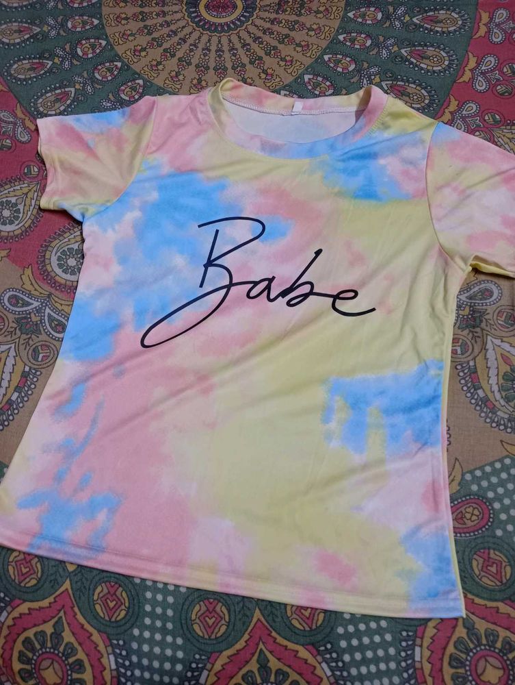 Tie-Dye "Babe" Graphic T-Shirt(M)size