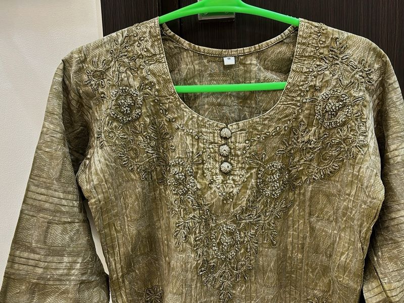 Short Chikankari Kurta- Mehendi Green Color