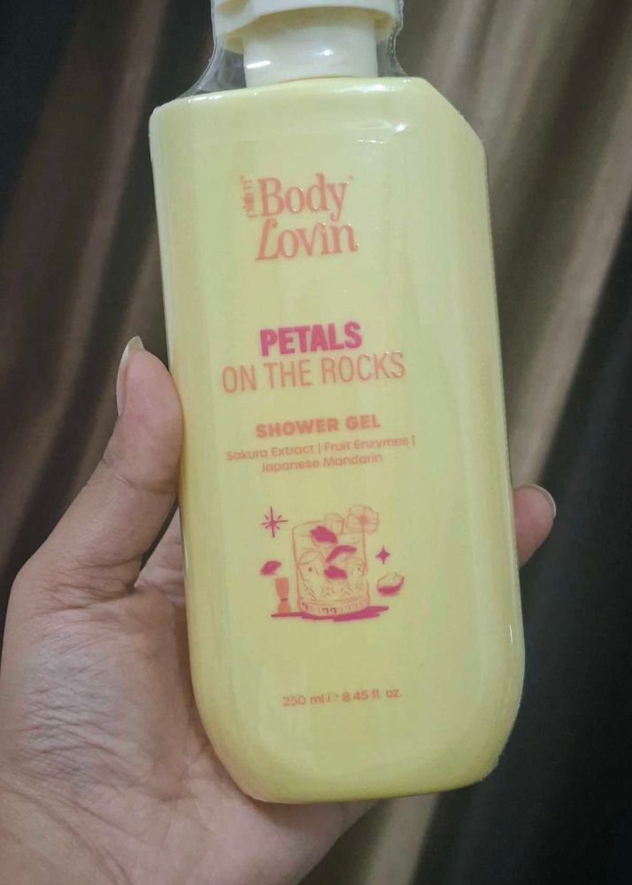 Body Lovin' Shower Gel - Petals On The Rock