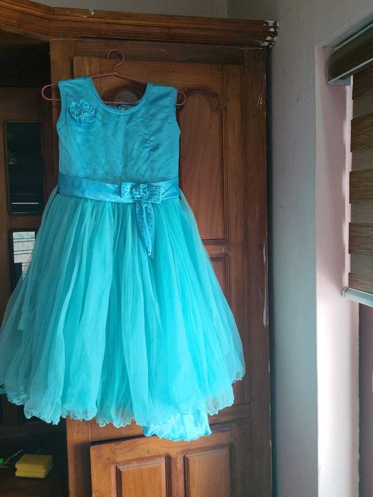 Beautiful Turquoise Party Dress
