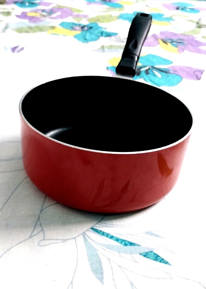 Brand New Non Stick Sause Pan (Red Colour)